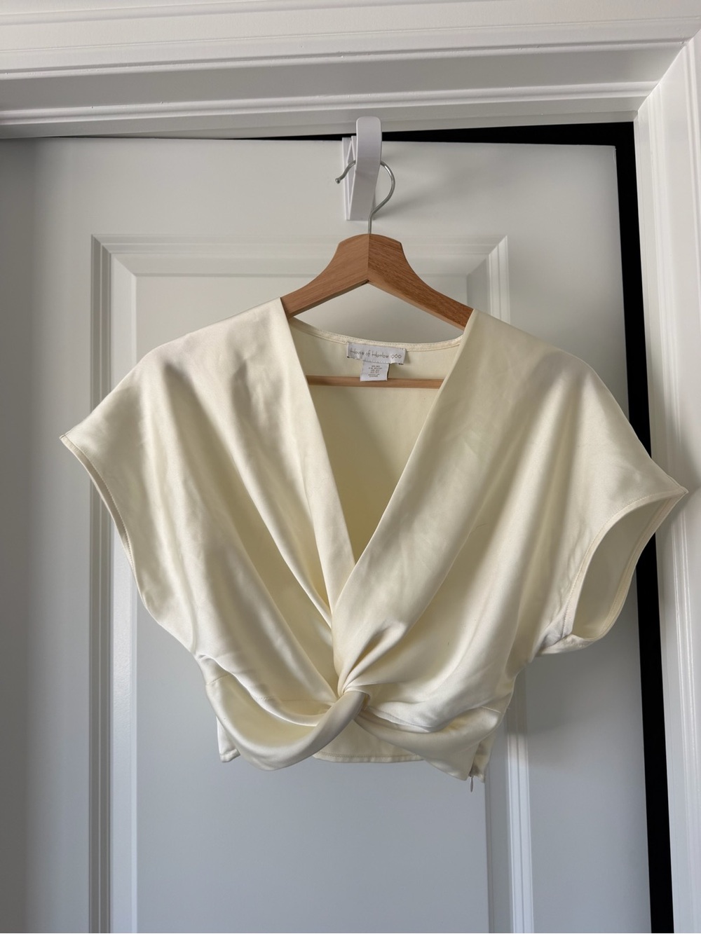 House of Harlow 1960 Cream Twist-Front Crop Top